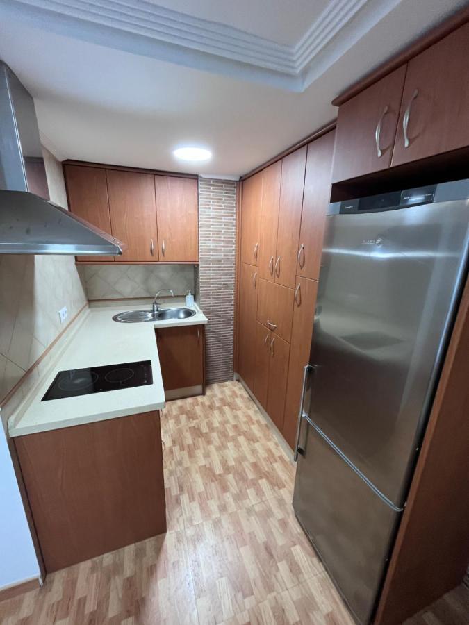 Gatu Villa Elvira Junto Al Hospital Y Playa 2 Dormit Y 2 Banos, Preferente Mayores De 25 Anos Y Familias Cádiz Buitenkant foto